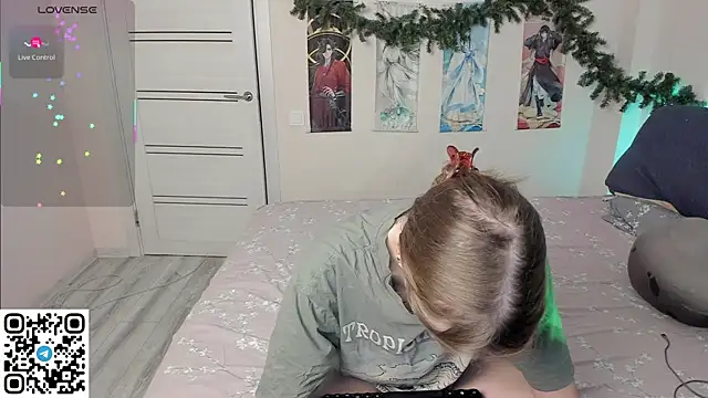 Snapshot of JorRoger chatting on 14, 12, 2025 JorRoger online show from 14, 12, 2025