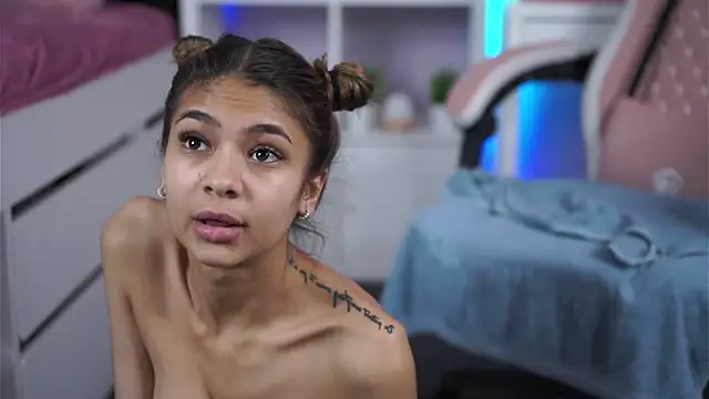 Snapshot of AshaYuva chatting on 16, 3, 2025 AshaYuva online show from 16, 3, 2025