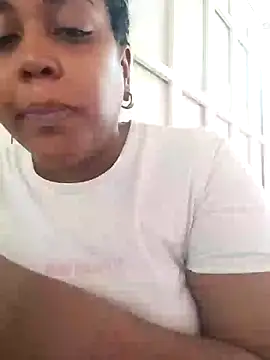 ELLA KELLY online show from 22, 1, 2025