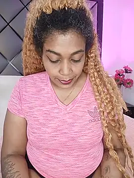 Snapshot of ELLA_KELLY chatting on 16, 7, 2026 ELLA KELLY online show from 16, 7, 2026
