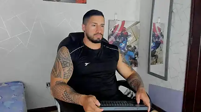 Snapshot of Cristian_Walker chatting on 3, 3, 2025 Cristian Walker online show from 3, 3, 2025