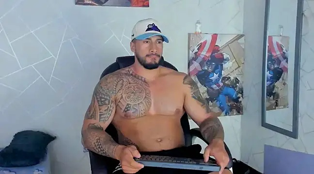 Snapshot of Cristian_Walker chatting on 10, 3, 2025 Cristian Walker online show from 10, 3, 2025