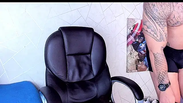 Snapshot of Cristian_Walker chatting on 29, 9, 2025 Cristian Walker online show from 29, 9, 2025