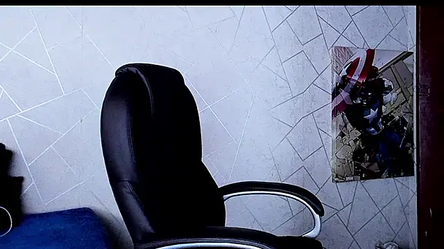 Snapshot of Cristian_Walker chatting on 13, 10, 2025 Cristian Walker online show from 13, 10, 2025