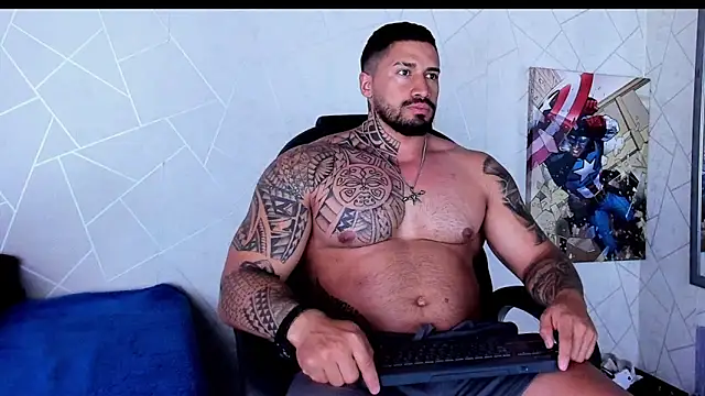 Snapshot of Cristian_Walker chatting on 21, 10, 2025 Cristian Walker online show from 21, 10, 2025