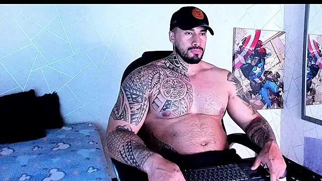 Snapshot of Cristian_Walker chatting on 14, 11, 2025 Cristian Walker online show from 14, 11, 2025