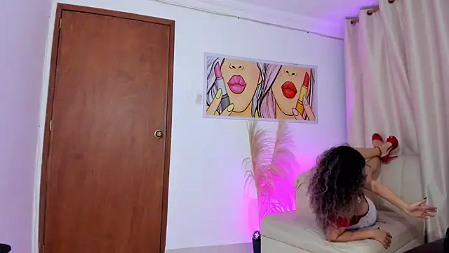 StarMilf online show from 2, 7, 2026
