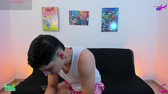 jonathanjoestar  online show from 19, 9, 2025