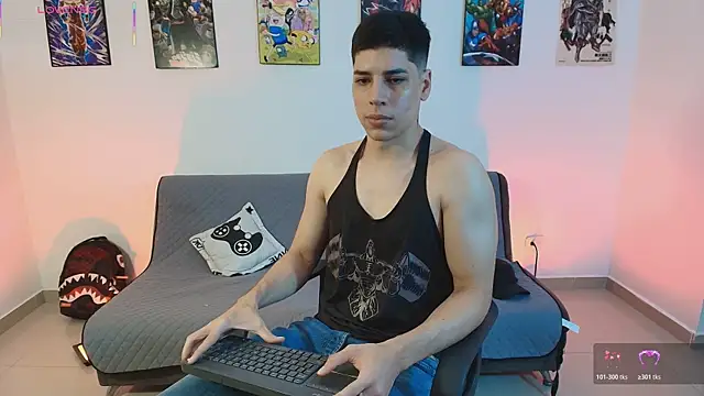 jonathanjoestar  online show from 13, 4, 2026