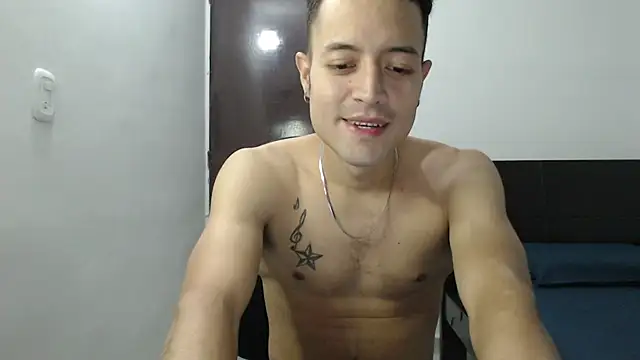 dimitriquiet05 online show from 21, 12, 2024