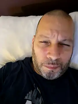 Snapshot of Just2much chatting on 13, 11, 2025 Just2much online show from 13, 11, 2025