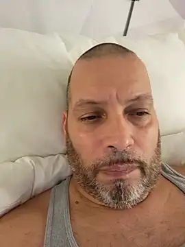 Snapshot of Just2much chatting on 27, 11, 2025 Just2much online show from 27, 11, 2025