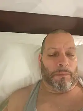 Just2much online show from 19, 2, 2026