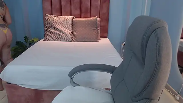 Violetta rainbow online show from 27, 11, 2025