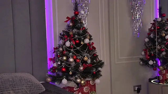 ChloeMarsch online show from 16, 12, 2025