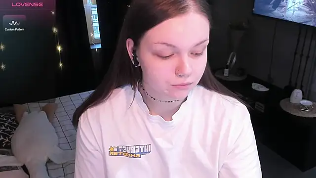 Snapshot of EvaBae chatting on 3, 12, 2024 EvaBae online show from 3, 12, 2024