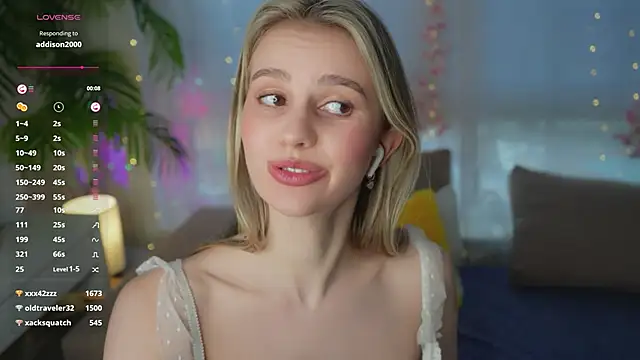 Fluffy-Angel online show from 26, 1, 2025