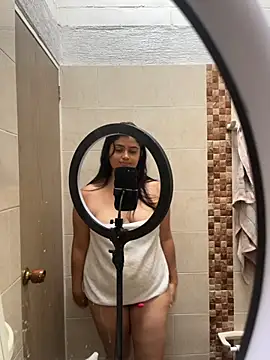 Snapshot of Stephania_18 chatting on 16, 11, 2025 Stephania 18 online show from 16, 11, 2025