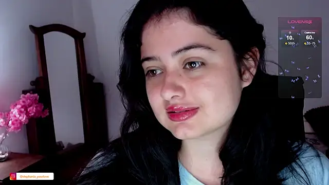 Snapshot of Stephania_18 chatting on 28, 11, 2025 Stephania 18 online show from 28, 11, 2025