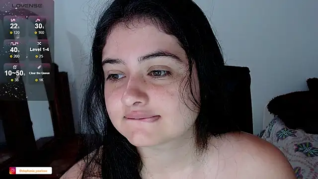 Snapshot of Stephania_18 chatting on 18, 12, 2025 Stephania 18 online show from 18, 12, 2025