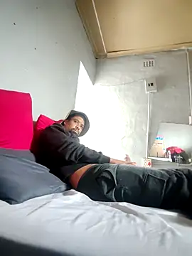 Snapshot of Tigermanboy chatting on 3, 3, 2025 Tigermanboy online show from 3, 3, 2025