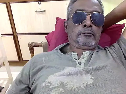 Lookin4Kinky Partner online show from 8, 1, 2026