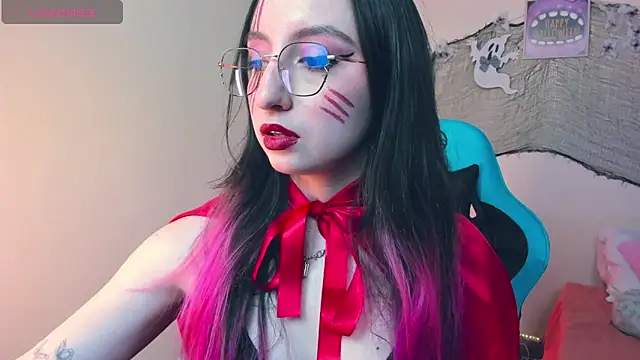 Snapshot of Julieta_cott chatting on 1, 11, 2025 Julieta cott online show from 1, 11, 2025