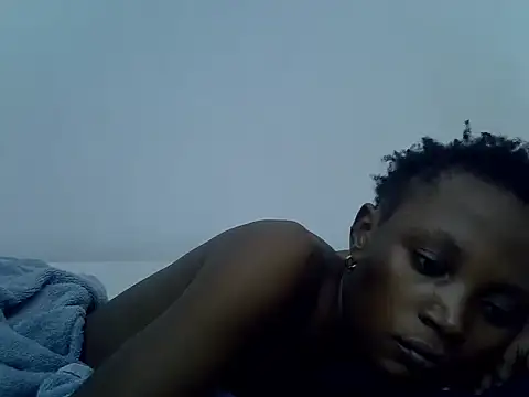 Snapshot of SpicyPetite chatting on 3, 2, 2026 SpicyPetite online show from 3, 2, 2026