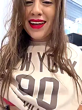 GatitaXD27 online show from 19, 10, 2025