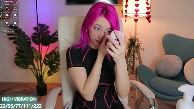 Snapshot of Selena_Lily chatting on 23, 2, 2025 Selena Lily online show from 23, 2, 2025