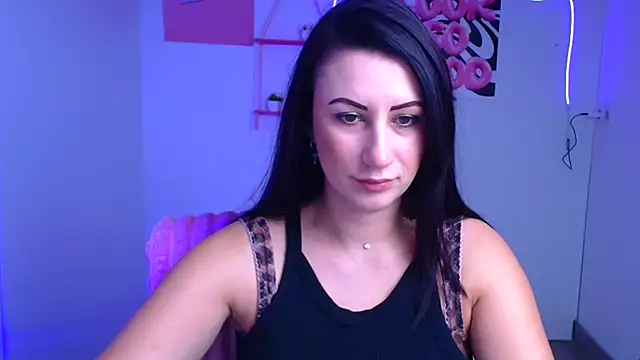 Snapshot of Loren_Moa chatting on 28, 11, 2025 Loren Moa online show from 28, 11, 2025