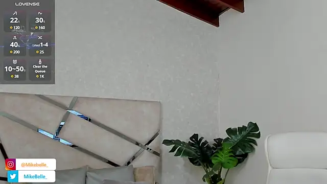 Snapshot of mike_belle chatting on 27, 12, 2024 mike belle online show from 27, 12, 2024