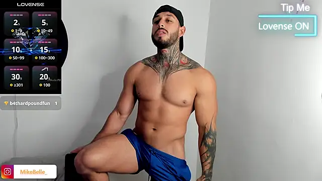 Snapshot of mike_belle chatting on 5, 12, 2025 mike belle online show from 5, 12, 2025