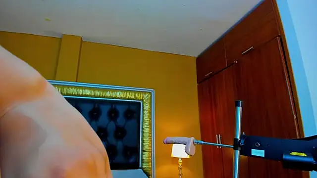 AniEvans  online show from 14, 2, 2025