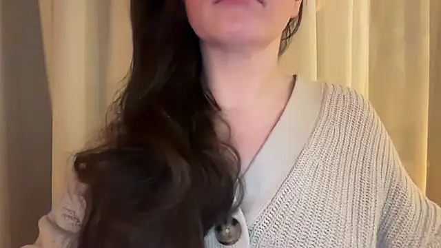 Sandysecret online show from 4, 12, 2025