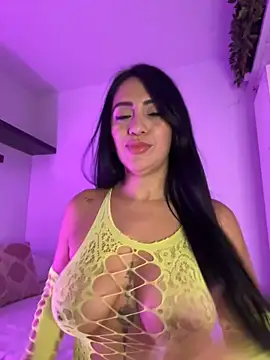 Snapshot of tamara_jay chatting on 12, 10, 2025 tamara jay online show from 12, 10, 2025