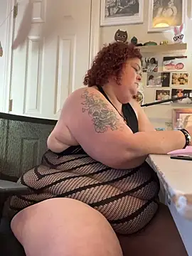 Snapshot of MsStrawbooty chatting on 30, 3, 2026 MsStrawbooty online show from 30, 3, 2026