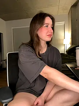 Snapshot of nerdynina chatting on 24, 11, 2025 nerdynina online show from 24, 11, 2025