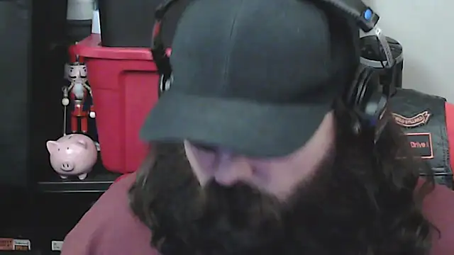 Snapshot of Dominant_BEAR chatting on 20, 11, 2025 Dominant BEAR online show from 20, 11, 2025