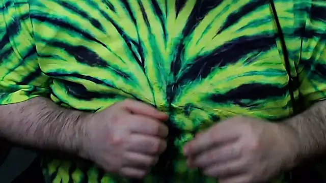 Snapshot of Dominant_BEAR chatting on 21, 11, 2025 Dominant BEAR online show from 21, 11, 2025