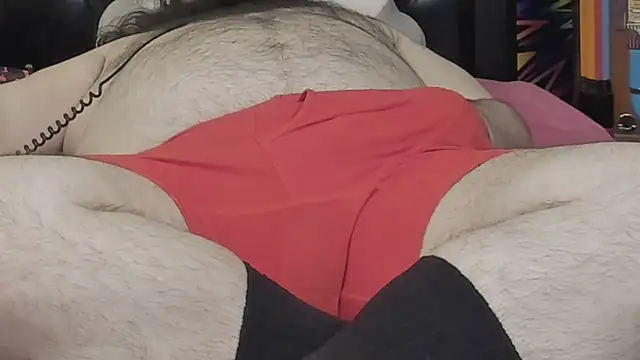 Snapshot of Dominant_BEAR chatting on 20, 12, 2025 Dominant BEAR online show from 20, 12, 2025