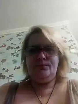 Forest-Lady online show from 8, 3, 2025