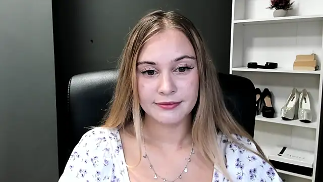 kitty valeria online show from 5, 7, 2026
