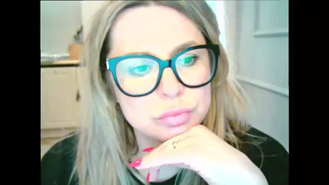 Snapshot of teaseDiana chatting on 14, 2, 2025 teaseDiana online show from 14, 2, 2025