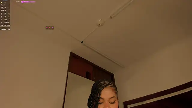Snapshot of Samanntha_Rose chatting on 4, 2, 2025 Samanntha Rose online show from 4, 2, 2025