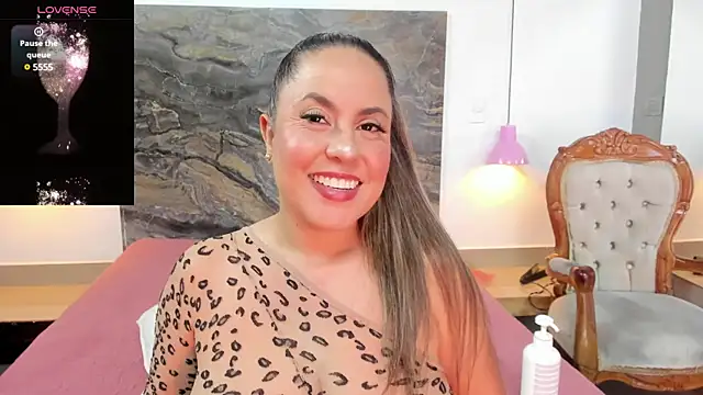 Snapshot of Alisson_zambrano chatting on 24, 2, 2025 Alisson zambrano online show from 24, 2, 2025