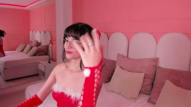 emilly williams  online show from 23, 12, 2024