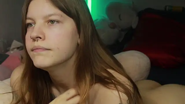 Snapshot of Kamala_Adele chatting on 7, 3, 2025 Kamala Adele online show from 7, 3, 2025