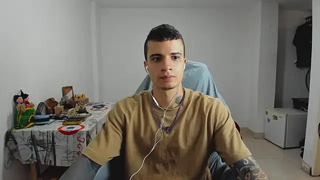 Snapshot of Balo_lovers chatting on 28, 1, 2025 Balo lovers online show from 28, 1, 2025