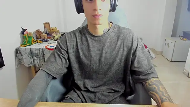 Snapshot of Balo_lovers chatting on 4, 3, 2025 Balo lovers online show from 4, 3, 2025